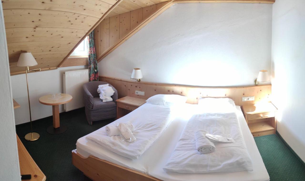 Hotel Sextnerhof Sesto Fiorentino Eksteriør bilde