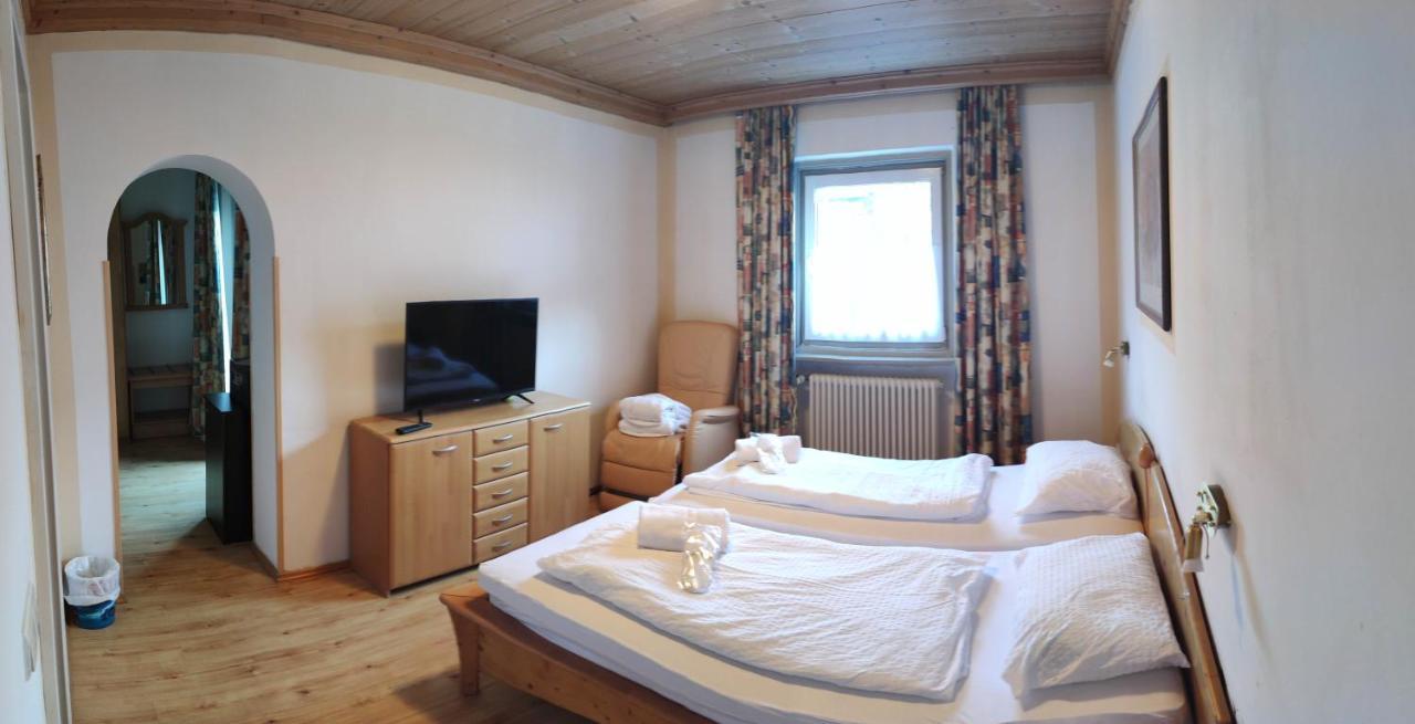 Hotel Sextnerhof Sesto Fiorentino Eksteriør bilde