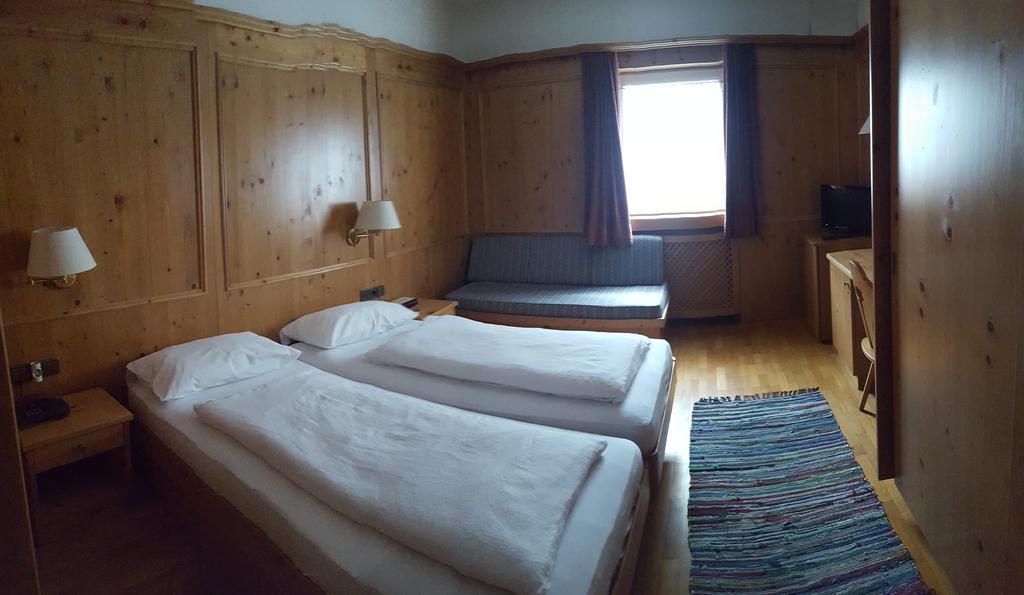 Hotel Sextnerhof Sesto Fiorentino Eksteriør bilde