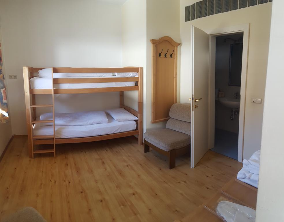 Hotel Sextnerhof Sesto Fiorentino Eksteriør bilde